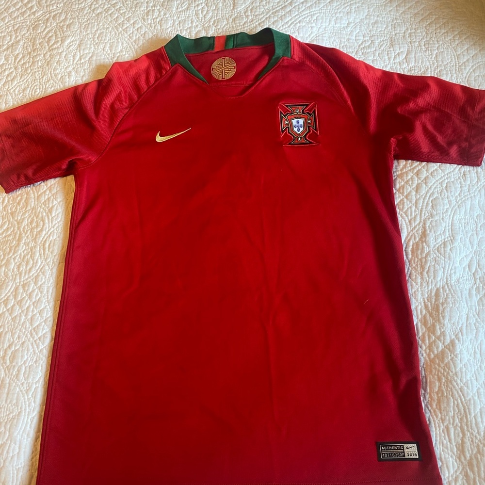 Nike Kids Red Christiano Ronaldo Jersey